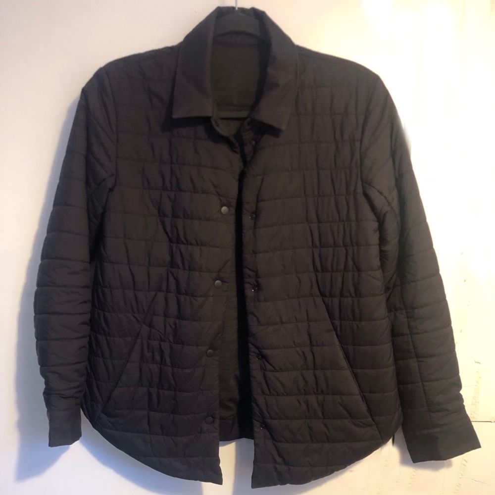 Lululemon black quilt coat size small